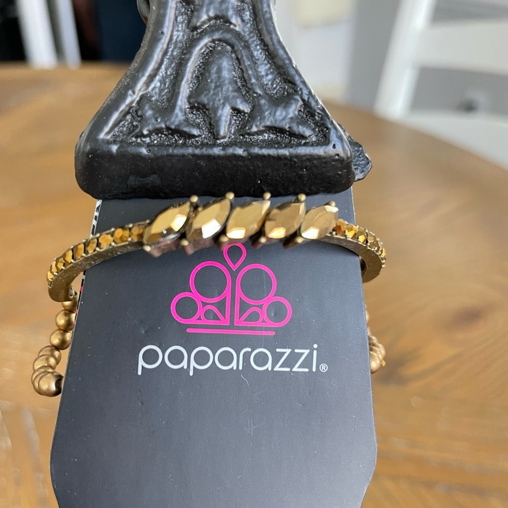 paparazzi - Lap of Luxury Brass Bracelet